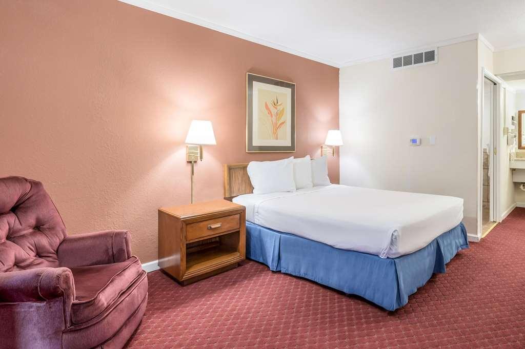 Americas Best Value Inn St. Joseph At I-29 Quarto foto