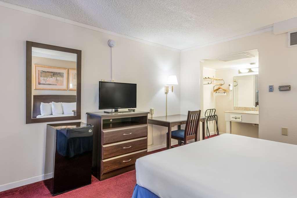 Americas Best Value Inn St. Joseph At I-29 Quarto foto